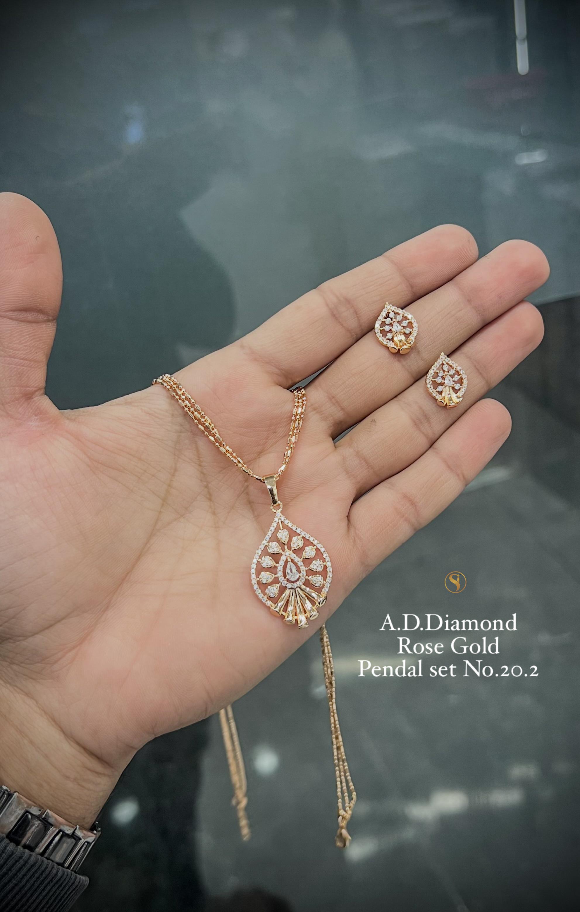 A.D.Diamond Rose Gold Pendal