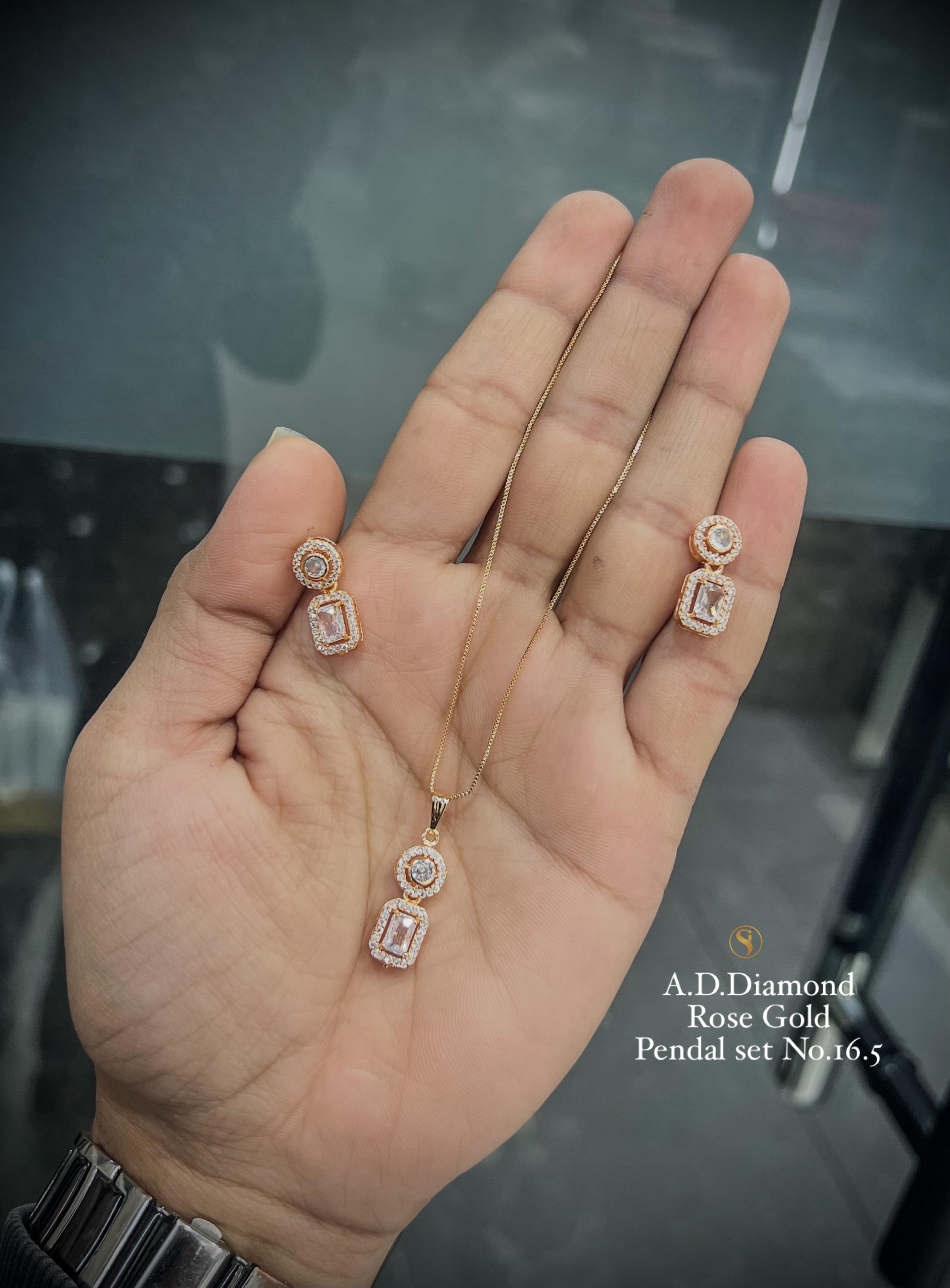 A.D.Diamond Rose Gold Pendal