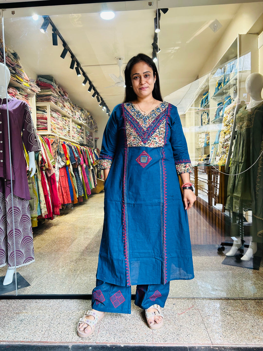 Bule Gamthi A line top with Plazzo