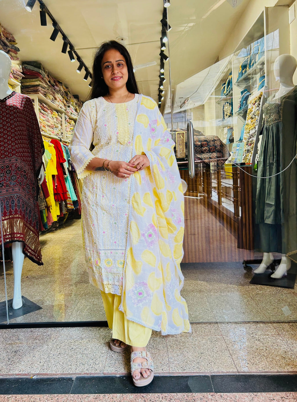 Straight Cut Lucknowi Suit