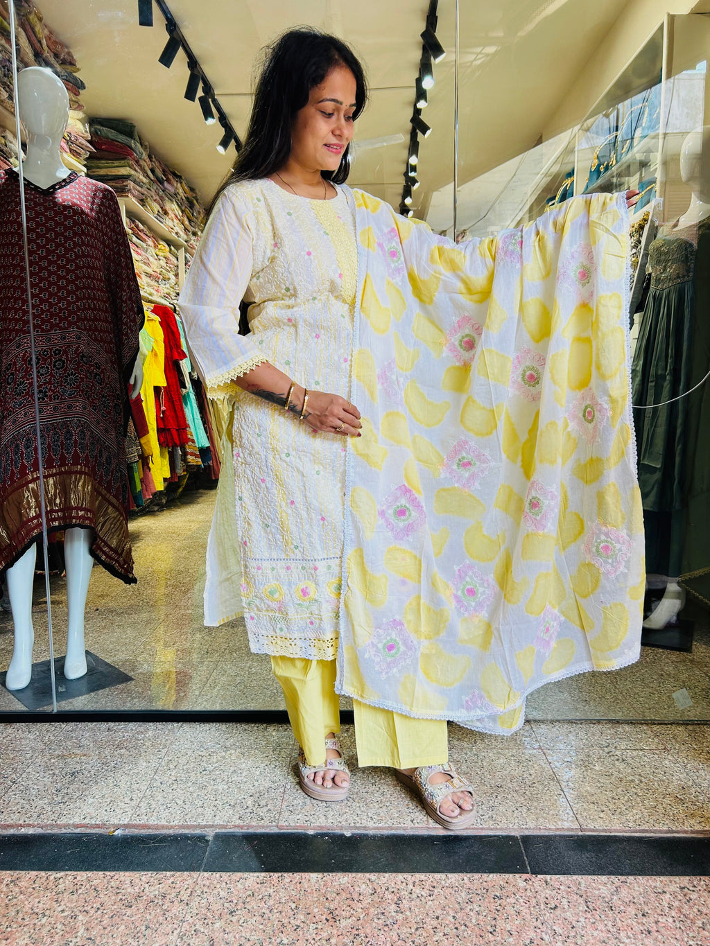 Straight Cut Lucknowi Suit