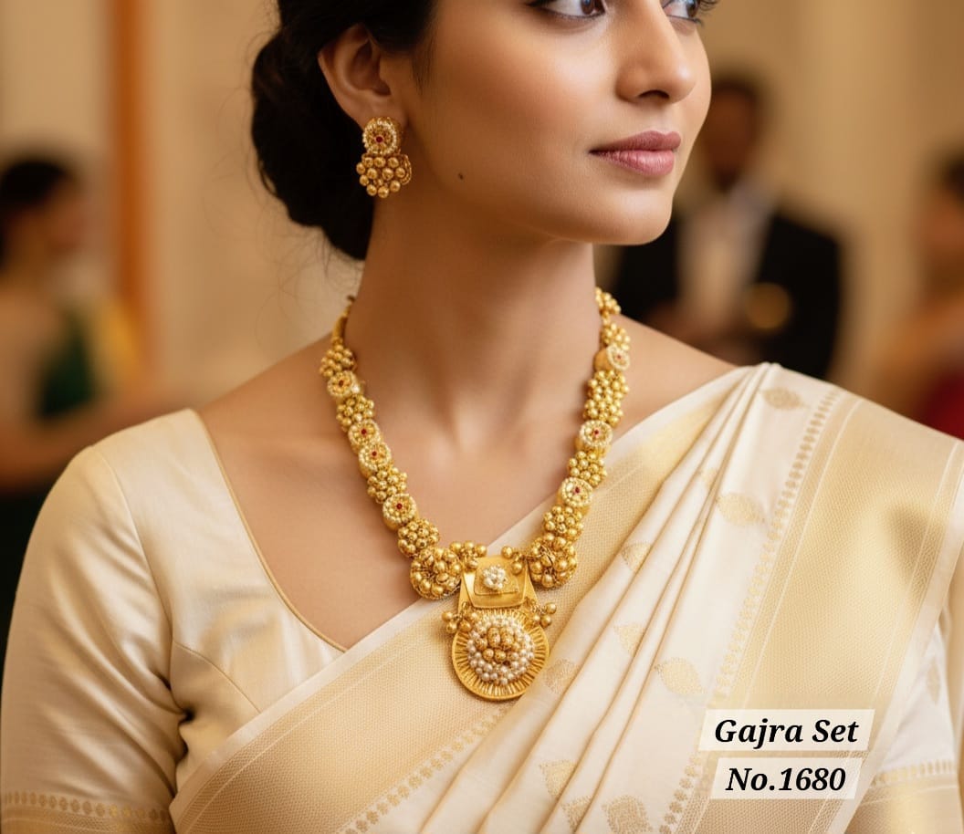 Gajra Set