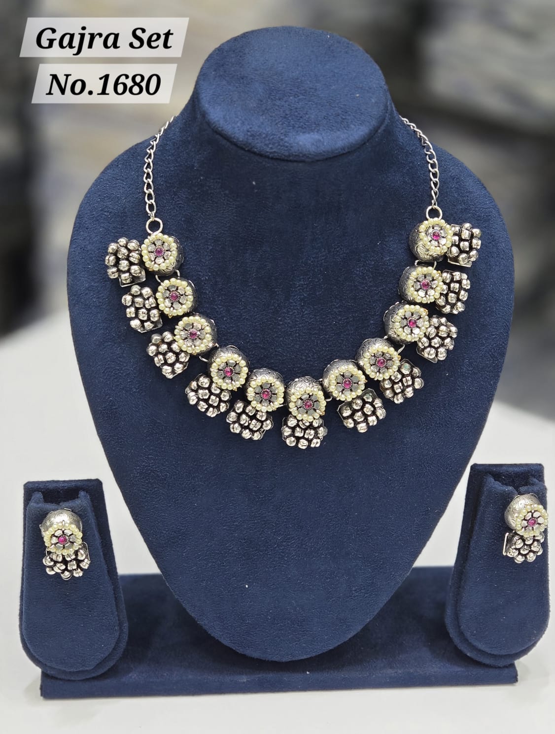 Gajra Set